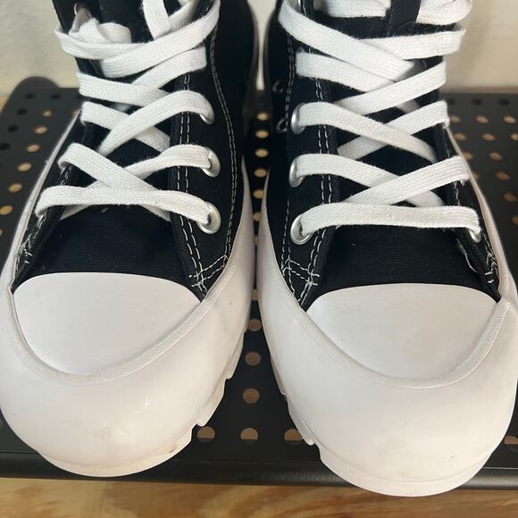 Converse Lugged 2.0 High Top Black Women’s 7.5 - Picture 12 of 14